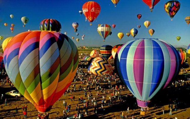 PASEO EN GLOBO